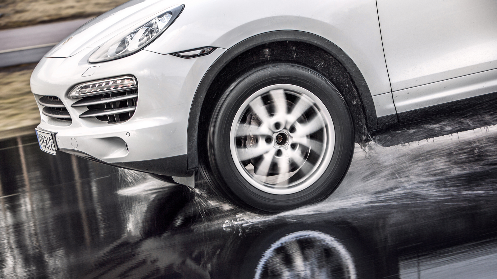 Ekstremalna przyczepność w zimowych warunkach dzięki Nokian WR SUV 3