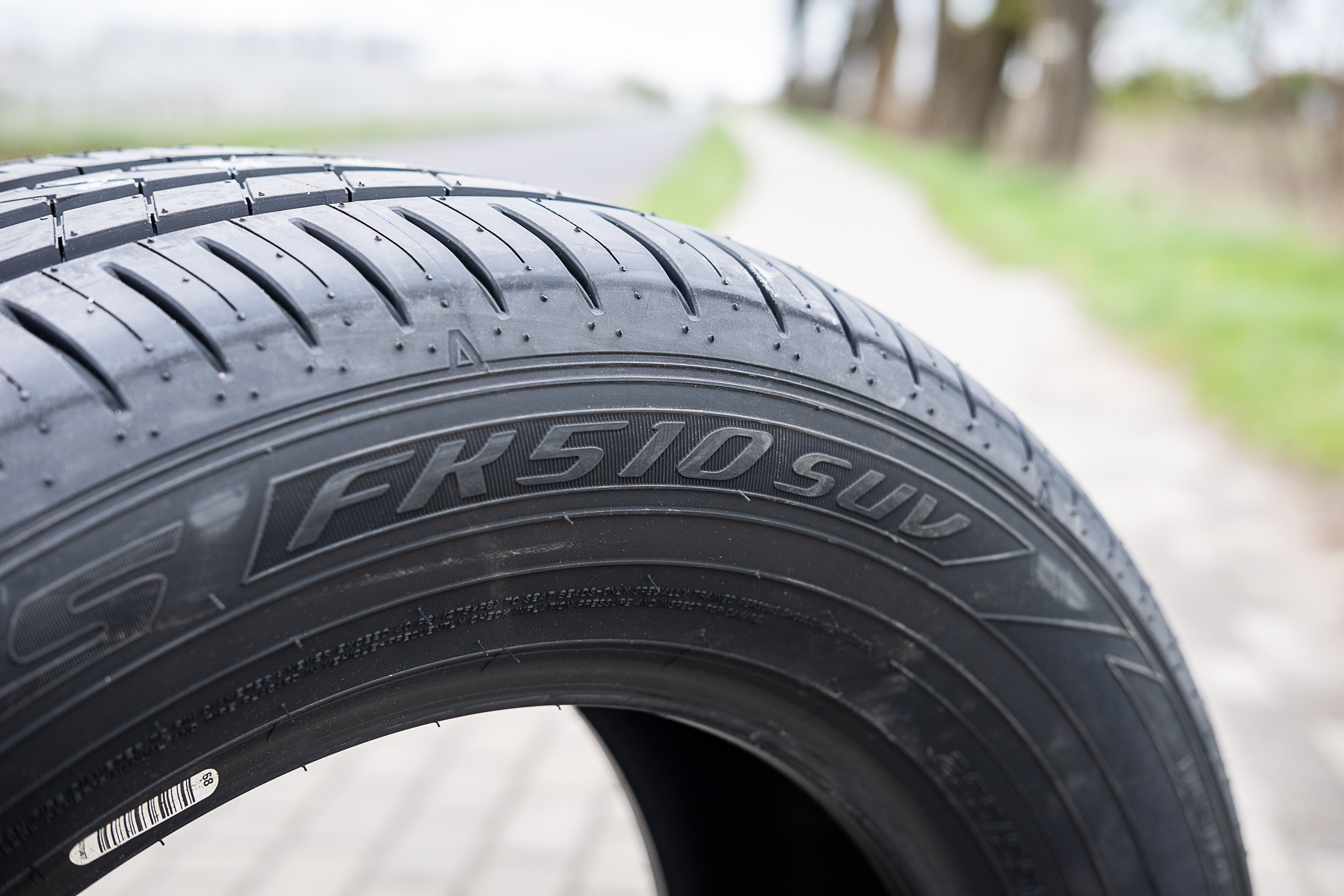 Falken AZENIS FK510 SUV 1/3